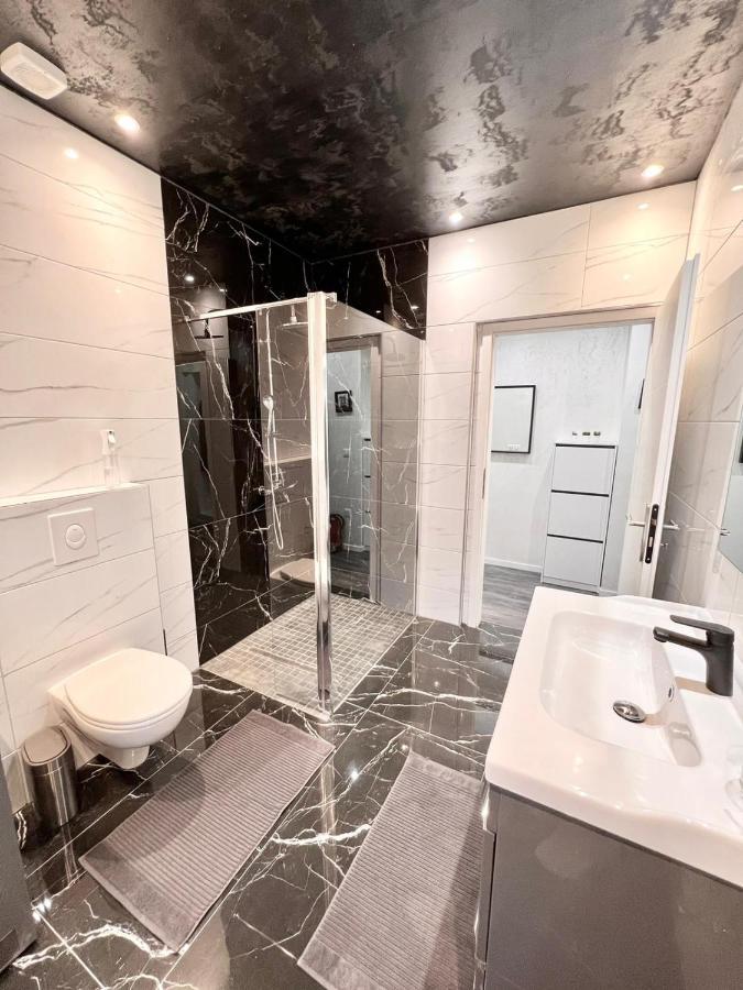 Le New-Yorkais Apartment Strasbourg Bagian luar foto